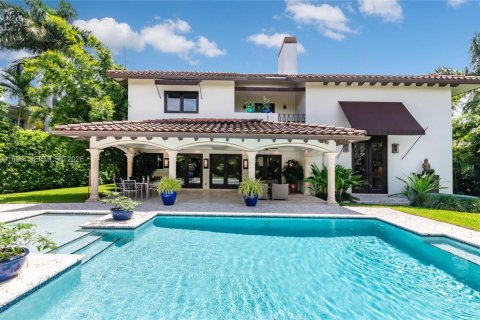 Casa en Coral Gables, Florida 5 dormitorios, 470.09 m2 № 2056635