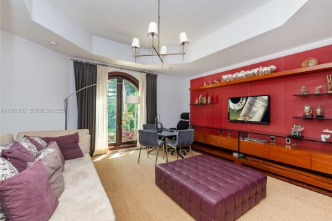 Casa en alquiler en Coral Gables, Florida, 5 dormitorios, 470.09 m2 № 2056635 - foto 23