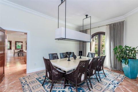 Casa en alquiler en Coral Gables, Florida, 5 dormitorios, 470.09 m2 № 2056635 - foto 10