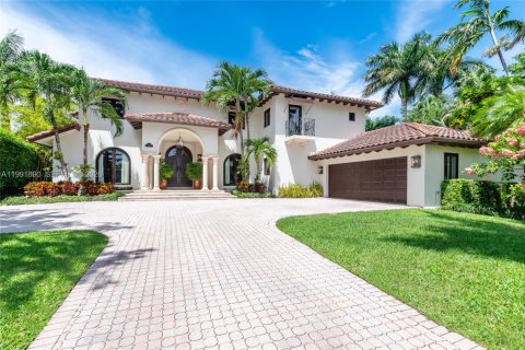 Casa en alquiler en Coral Gables, Florida, 5 dormitorios, 470.09 m2 № 2056635 - foto 29