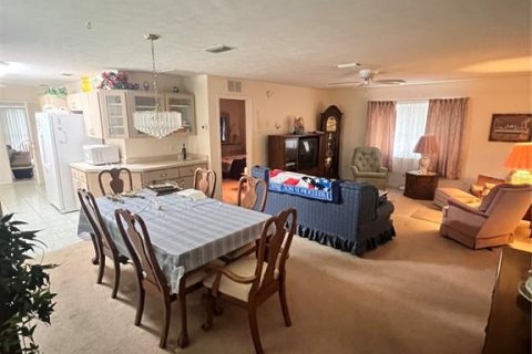 House in Ocala, Florida 2 bedrooms, 117.89 sq.m. № 1850254 - photo 2