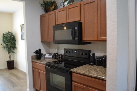 Casa en venta en Lakeland, Florida, 4 dormitorios, 190.91 m2 № 2324800 - foto 4