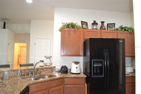 Casa en venta en Lakeland, Florida, 4 dormitorios, 190.91 m2 № 2324800 - foto 7