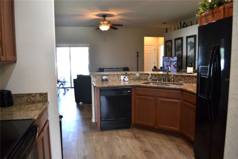 Casa en venta en Lakeland, Florida, 4 dormitorios, 190.91 m2 № 2324800 - foto 8