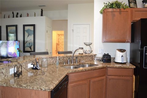 Casa en venta en Lakeland, Florida, 4 dormitorios, 190.91 m2 № 2324800 - foto 5
