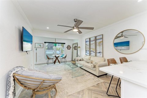 Condo in Longboat Key, Florida, 1 bedroom  № 2330387 - photo 13