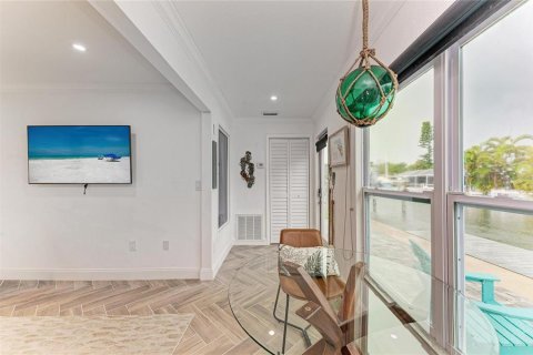 Condo in Longboat Key, Florida, 1 bedroom  № 2330387 - photo 23