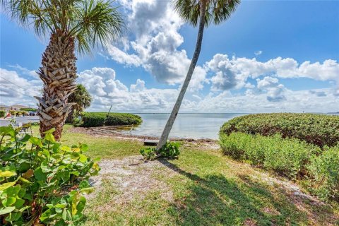 Condo in Longboat Key, Florida, 1 bedroom  № 2330387 - photo 27