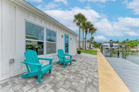 Condo in Longboat Key, Florida, 1 bedroom  № 2330387 - photo 5
