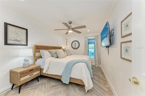 Condo in Longboat Key, Florida, 1 bedroom  № 2330387 - photo 18