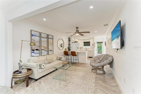 Condo in Longboat Key, Florida, 1 bedroom  № 2330387 - photo 6