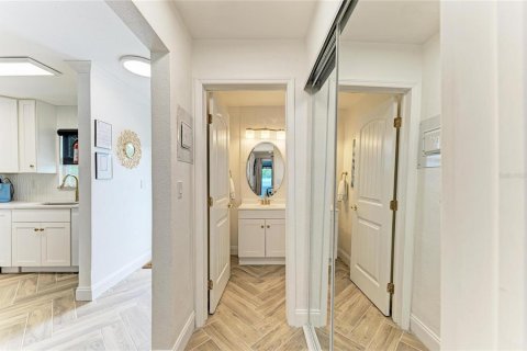 Condo in Longboat Key, Florida, 1 bedroom  № 2330387 - photo 20