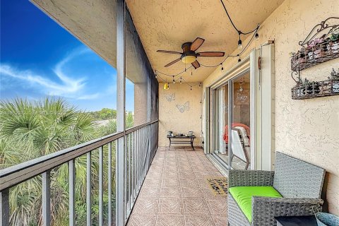 Condominio en venta en Hialeah, Florida, 2 dormitorios, 96.43 m2 № 2044793 - foto 23