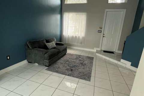 Villa ou maison à vendre à Pembroke Pines, Floride: 4 chambres, 214.79 m2 № 2083944 - photo 11