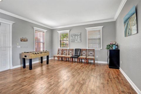 Townhouse in Pembroke Pines, Florida 3 bedrooms, 215.53 sq.m. № 1992792 - photo 9