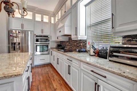 Townhouse in Pembroke Pines, Florida 3 bedrooms, 215.53 sq.m. № 1992792 - photo 24