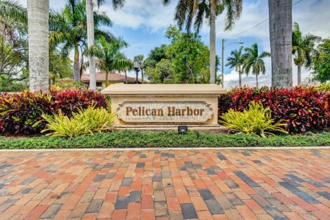 Condominio en alquiler en Delray Beach, Florida, 2 dormitorios, 140.47 m2 № 1014344 - foto 1
