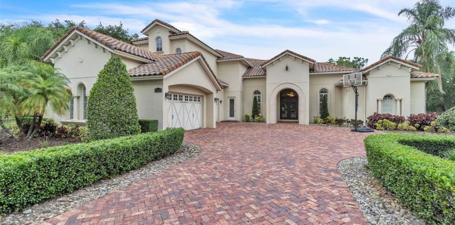 House in Gotha, Florida 5 bedrooms, 562.8 sq.m. № 1750874