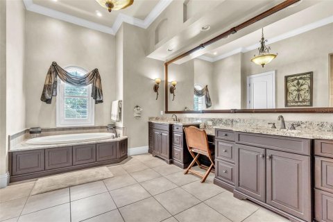 House in Gotha, Florida 5 bedrooms, 562.8 sq.m. № 1750874 - photo 29