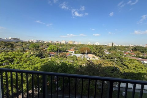 Condo in Miami, Florida, 1 bedroom  № 2065631