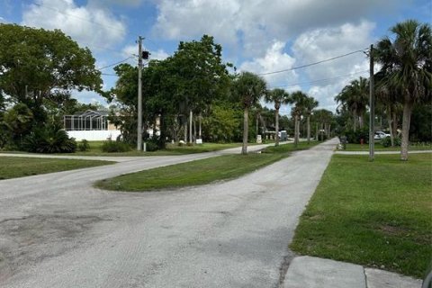 Casa en alquiler en Crystal River, Florida, 4 dormitorios, 186.45 m2 № 1901129 - foto 27