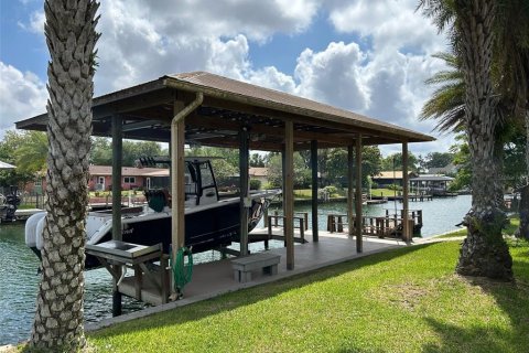 Casa en alquiler en Crystal River, Florida, 4 dormitorios, 186.45 m2 № 1901129 - foto 2