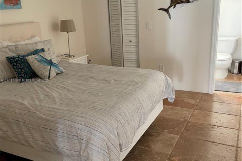 House in Dania Beach, Florida 3 bedrooms, 161.65 sq.m. № 1861990 - photo 9