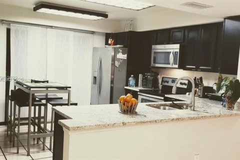 Купить таунхаус в Дорал, Флорида 1 комната, 171.5м2, № 2052691 - фото 6