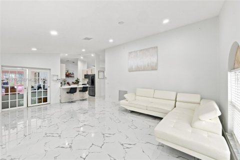 Villa ou maison à vendre à Palm Beach, Floride: 4 chambres, 251.02 m2 № 2254271 - photo 12