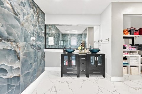 Villa ou maison à vendre à Palm Beach, Floride: 4 chambres, 251.02 m2 № 2254271 - photo 23