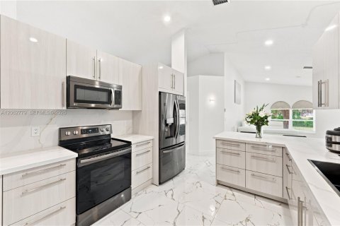 Villa ou maison à vendre à Palm Beach, Floride: 4 chambres, 251.02 m2 № 2254271 - photo 7