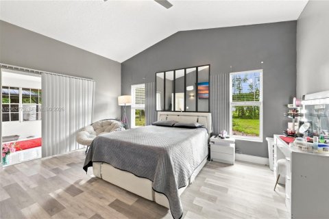 Villa ou maison à vendre à Palm Beach, Floride: 4 chambres, 251.02 m2 № 2254271 - photo 21