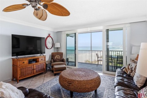 Condo in Sarasota, Florida, 2 bedrooms № 2101904 - photo 13