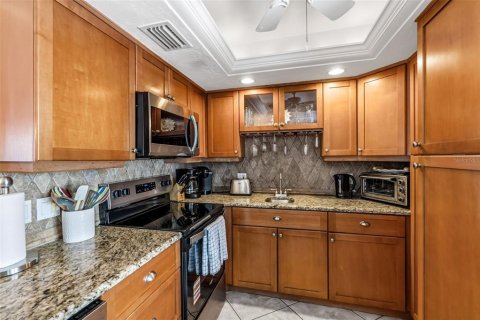 Condo in Sarasota, Florida, 2 bedrooms № 2101904 - photo 7