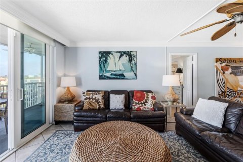 Condo in Sarasota, Florida, 2 bedrooms № 2101904 - photo 15