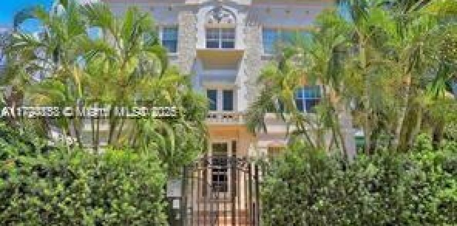 Condo in Miami Beach, Florida, 1 bedroom № 1864606
