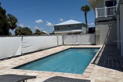 House in Hernando Beach, Florida 2 bedrooms, 138.05 sq.m. № 1636101 - photo 23