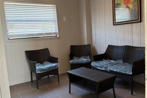 House in Hernando Beach, Florida 2 bedrooms, 138.05 sq.m. № 1636101 - photo 18