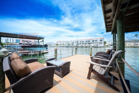 Casa en venta en Clearwater, Florida, 3 dormitorios, 225.75 m2 № 1898922 - foto 4