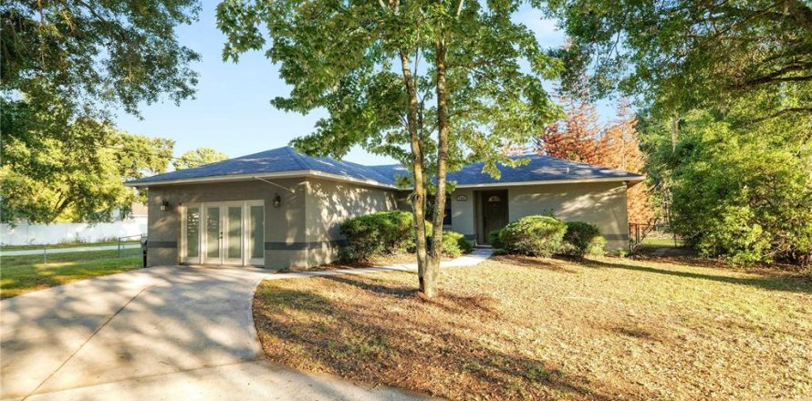 Casa en Lakeland, Florida 3 dormitorios, 151.62 m2 № 2238746