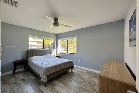House in Wilton Manors, Florida 3 bedrooms, 123.1 sq.m. № 1709344 - photo 29