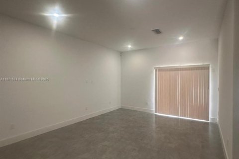 Casa en venta en Fort Lauderdale, Florida, 4 dormitorios, 154.78 m2 № 2054856 - foto 7