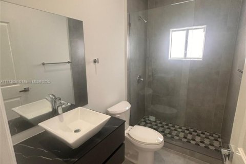 Casa en venta en Fort Lauderdale, Florida, 4 dormitorios, 154.78 m2 № 2054856 - foto 22