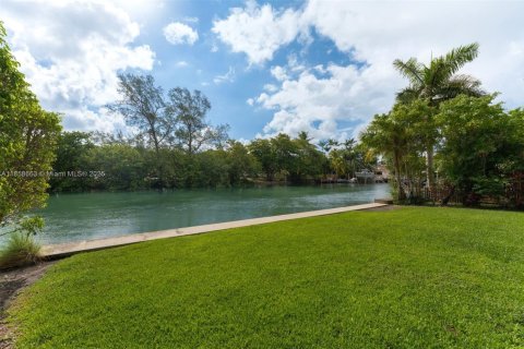 Condominio en venta en Miami Beach, Florida, 3 dormitorios, 101.82 m2 № 1892083 - foto 13