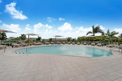 Condo in Miami, Florida, 2 bedrooms  № 1729212 - photo 25