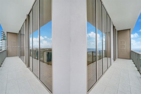 Condo in Miami, Florida, 2 bedrooms  № 1729212 - photo 8