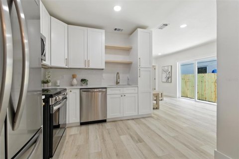 Купить виллу или дом в Тампа, Флорида 7 комнат, 120.87м2, № 1869851 - фото 14