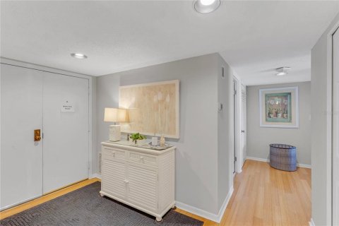 Condo in Clearwater, Florida, 2 bedrooms  № 1630081 - photo 3