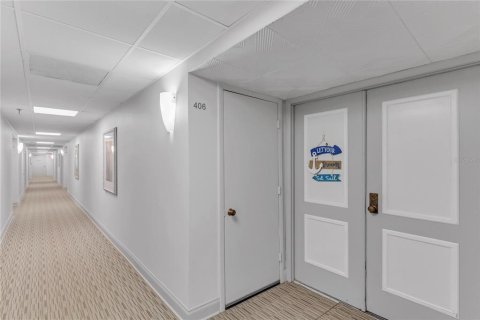 Condo in Clearwater, Florida, 2 bedrooms  № 1630081 - photo 2