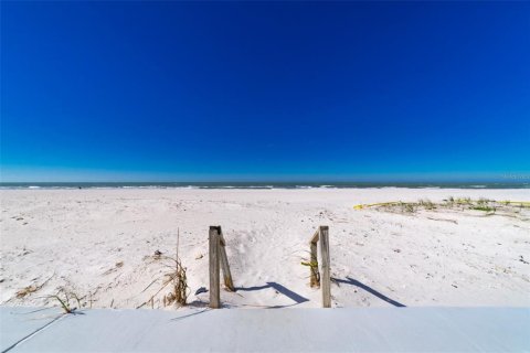 Condo in Clearwater, Florida, 2 bedrooms  № 1630081 - photo 29